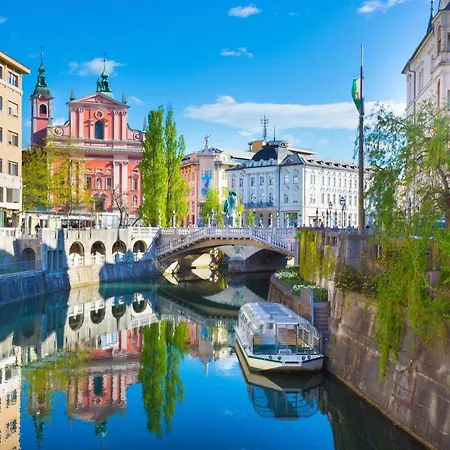 Silver Lägenhet Ljubljana